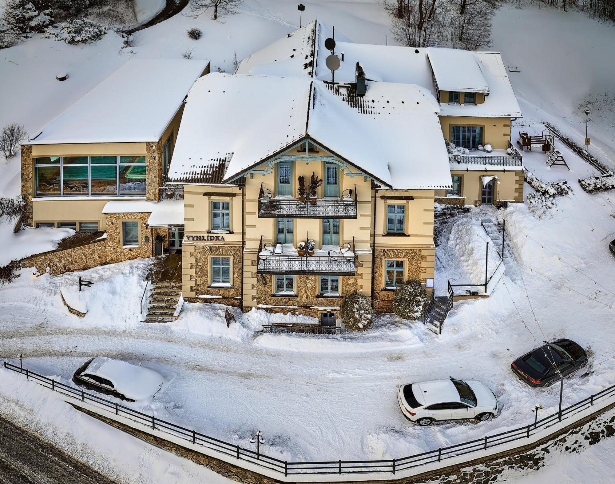 Residence Vyhlidka Янске Лазне Екстериор снимка